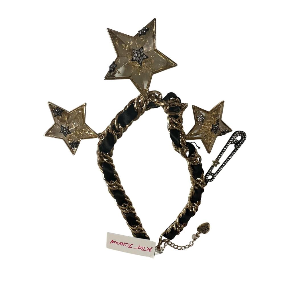 Betsy Jonhson star necklace ABC